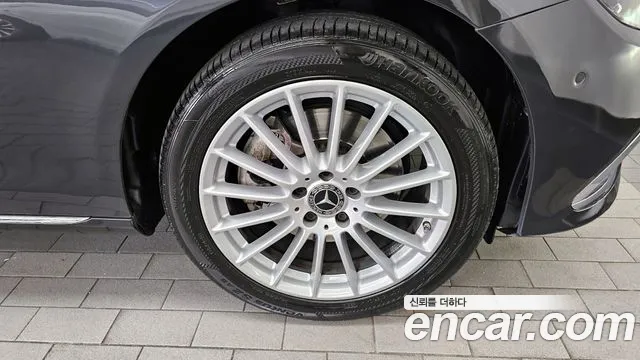 2021 Mercedes-Benz E-Class E220d 4MATIC Exclusive