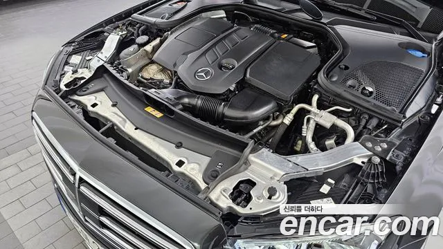 2021 Mercedes-Benz E-Class E220d 4MATIC Exclusive