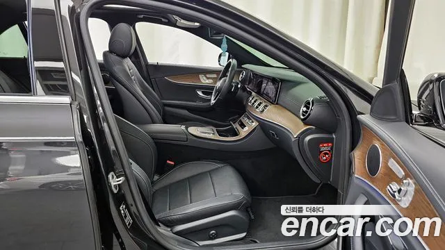 2021 Mercedes-Benz E-Class E220d 4MATIC Exclusive