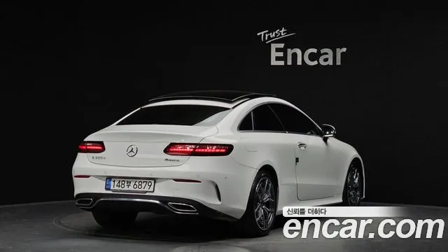 2022 Mercedes-Benz E-Class E300d 4MATIC Coupe