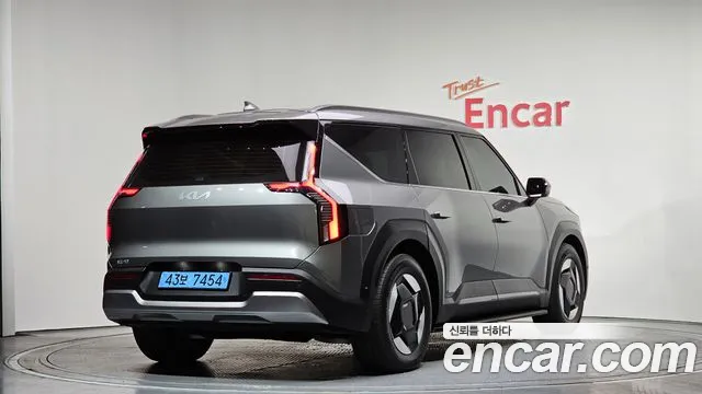 2026 Kia EV9 Standard 2WD Air