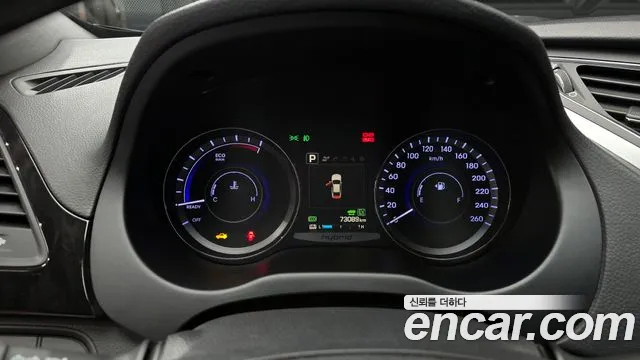2016 Hyundai Grandeur Premium