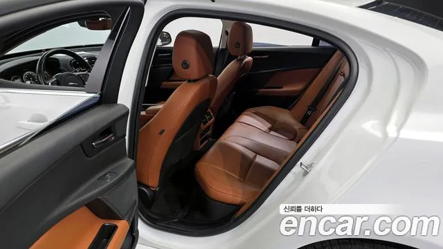 2019 Jaguar XE 20d Portfolio