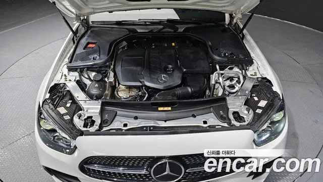 2022 Mercedes-Benz E-Class E220d 4MATIC AMG Line