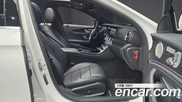 2022 Mercedes-Benz E-Class E220d 4MATIC AMG Line