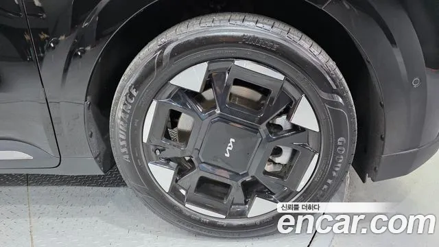 2025 Kia Carnival 7-Seater Noblesse
