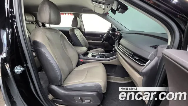 2025 Kia Carnival 7-Seater Noblesse