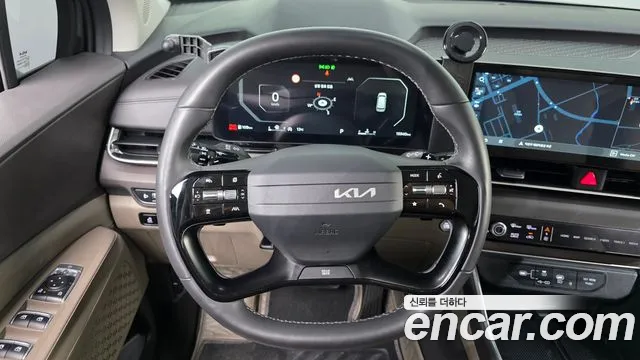 2025 Kia Carnival 7-Seater Noblesse