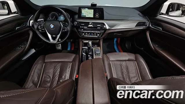 2018 BMW 5-Series 530i xDrive M Sport Package Plus