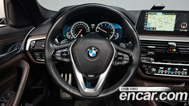 2018 BMW 5-Series 530i xDrive M Sport Package Plus