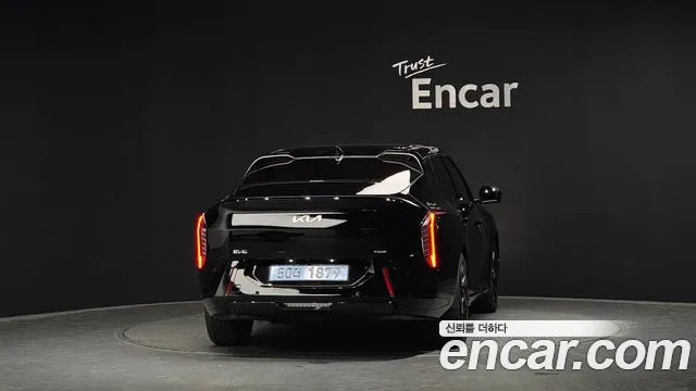 2026 Kia EV4 Long Range 2WD GT LIne