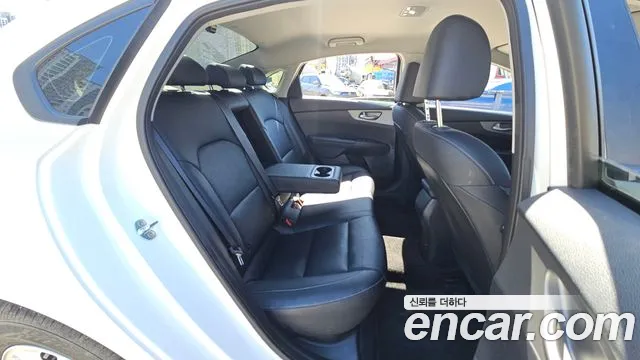 2021 Kia K3 Standard