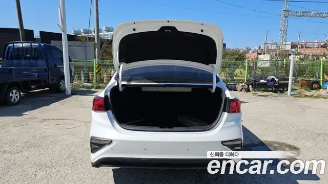 2021 Kia K3 Standard