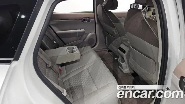 2027 Kia EV4 Long Range 2WD Earth
