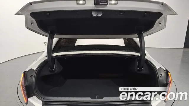 2027 Kia EV4 Long Range 2WD Earth