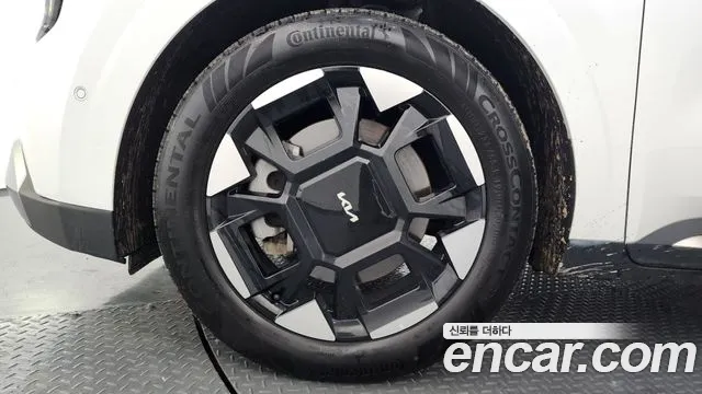 2024 Kia Carnival 9-Seater Signature