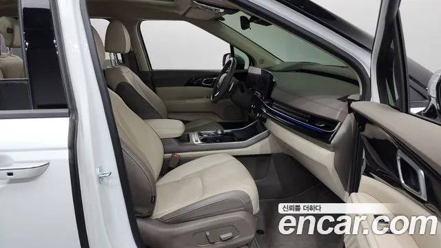 2024 Kia Carnival 9-Seater Signature