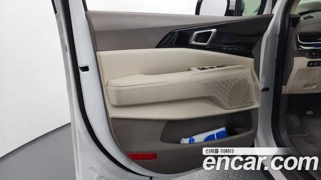 2024 Kia Carnival 9-Seater Signature