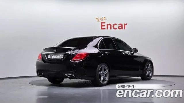 2017 Mercedes-Benz C-Class C200 AMG Line