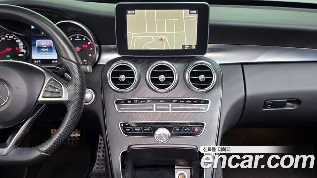 2017 Mercedes-Benz C-Class C200 AMG Line