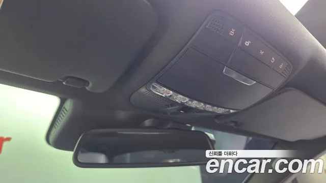 2017 Mercedes-Benz C-Class C200 AMG Line