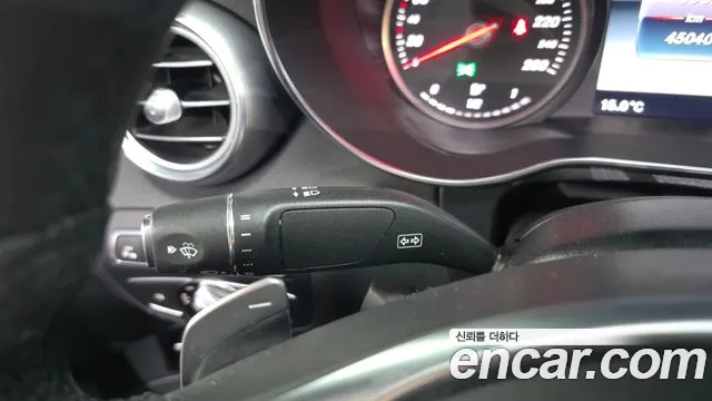 2017 Mercedes-Benz C-Class C200 AMG Line