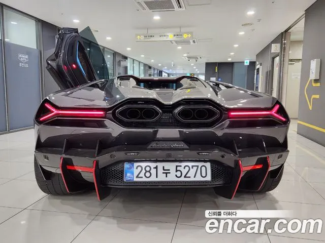 2025 Lamborghini Revuelto 6.5 V12