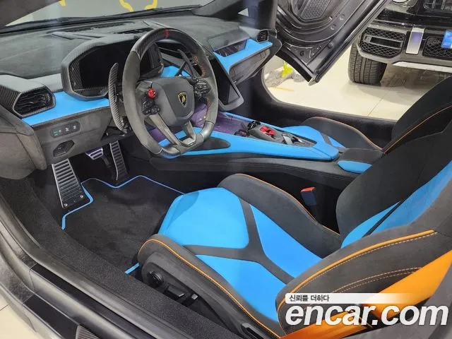 2025 Lamborghini Revuelto 6.5 V12