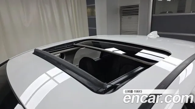 2022 BMW 3-Series 320i
