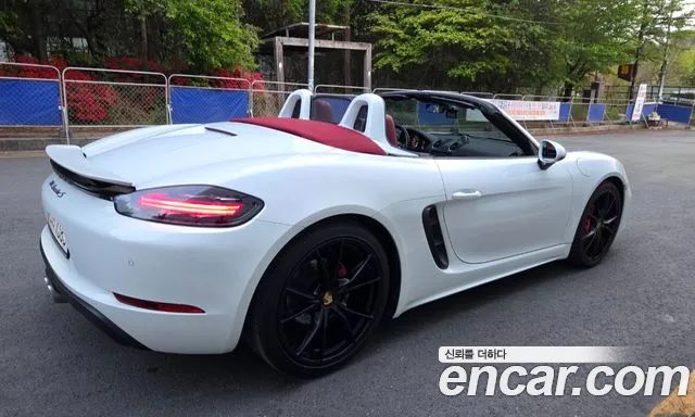 2018 Porsche 718 S 2.5