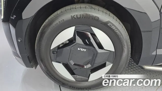 2024 Kia EV9 Long Range 4WD Earth
