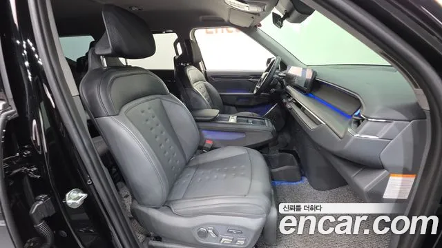 2024 Kia EV9 Long Range 4WD Earth