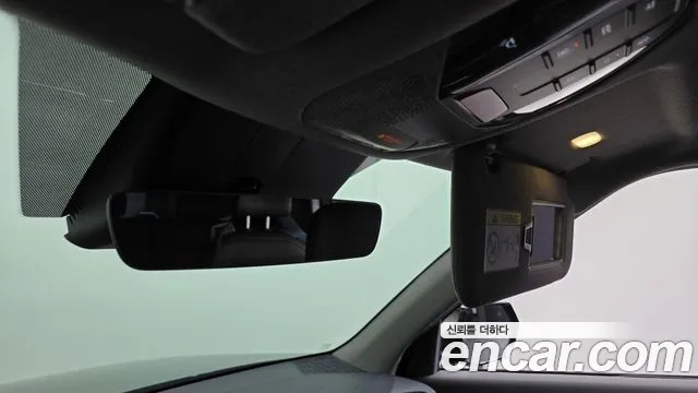 2024 Kia EV9 Long Range 4WD Earth