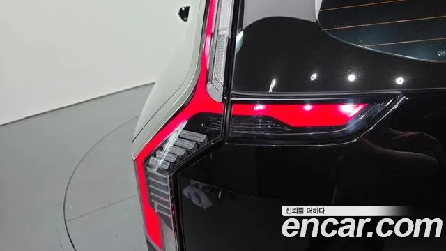 2024 Kia EV9 Long Range 4WD Earth