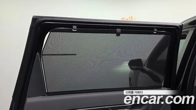 2024 Kia EV9 Long Range 4WD Earth