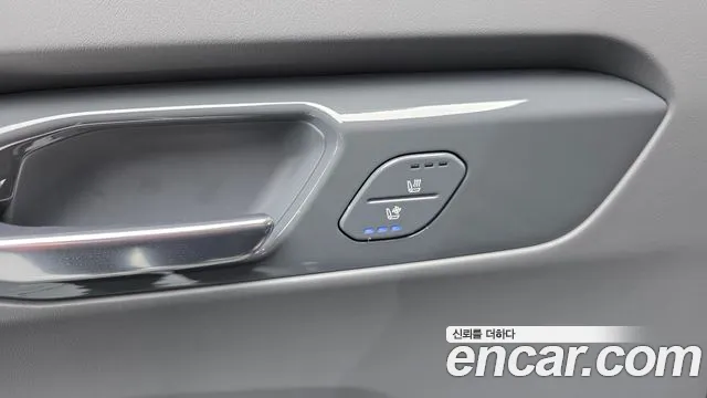 2024 Kia EV9 Long Range 4WD Earth