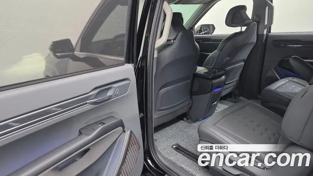 2024 Kia EV9 Long Range 4WD Earth