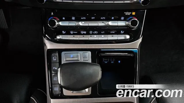 2016 Genesis EQ900 3.3 T-GDI AWD Prestige