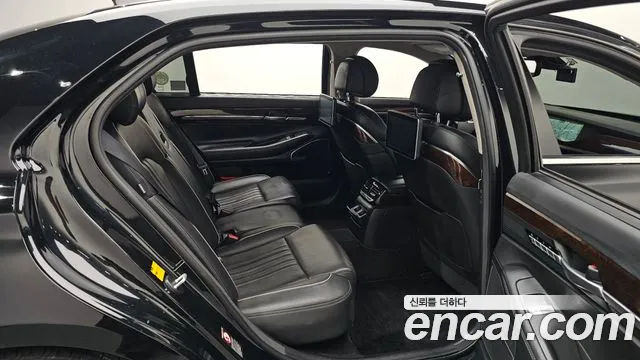 2016 Genesis EQ900 3.3 T-GDI AWD Prestige