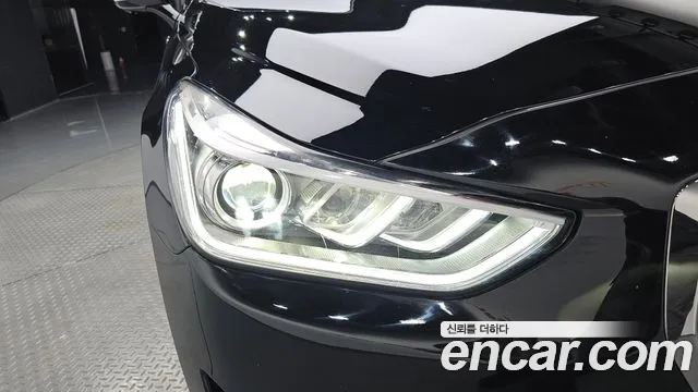 2016 Genesis EQ900 3.3 T-GDI AWD Prestige