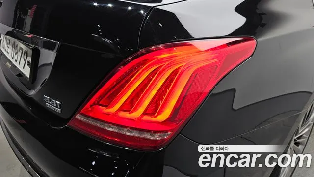 2016 Genesis EQ900 3.3 T-GDI AWD Prestige