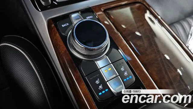 2016 Genesis EQ900 3.3 T-GDI AWD Prestige