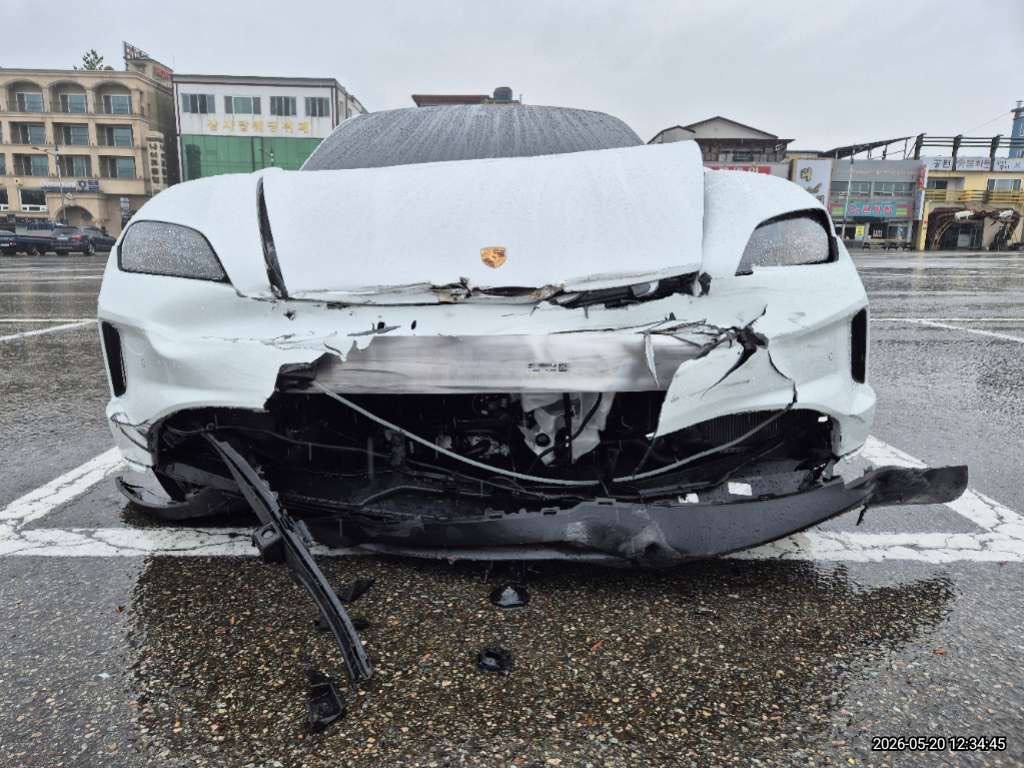 Porsche Taycan