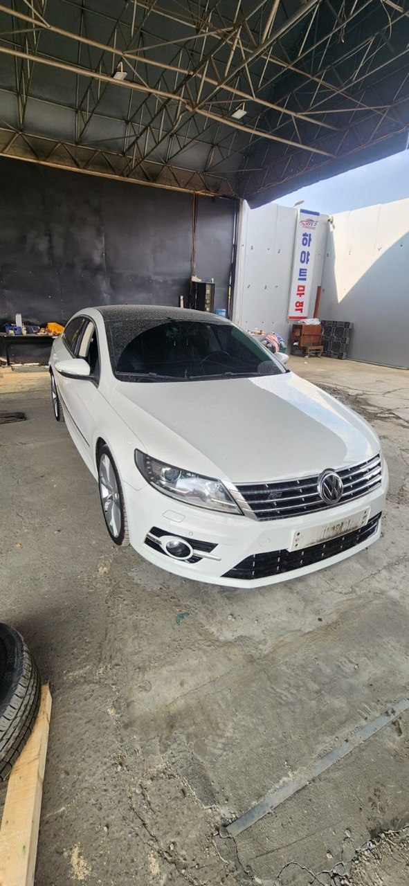 6 cars