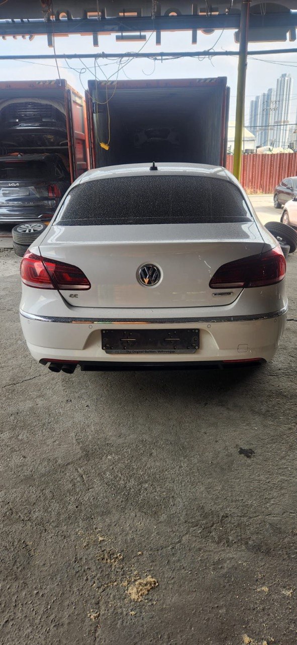 6 cars
