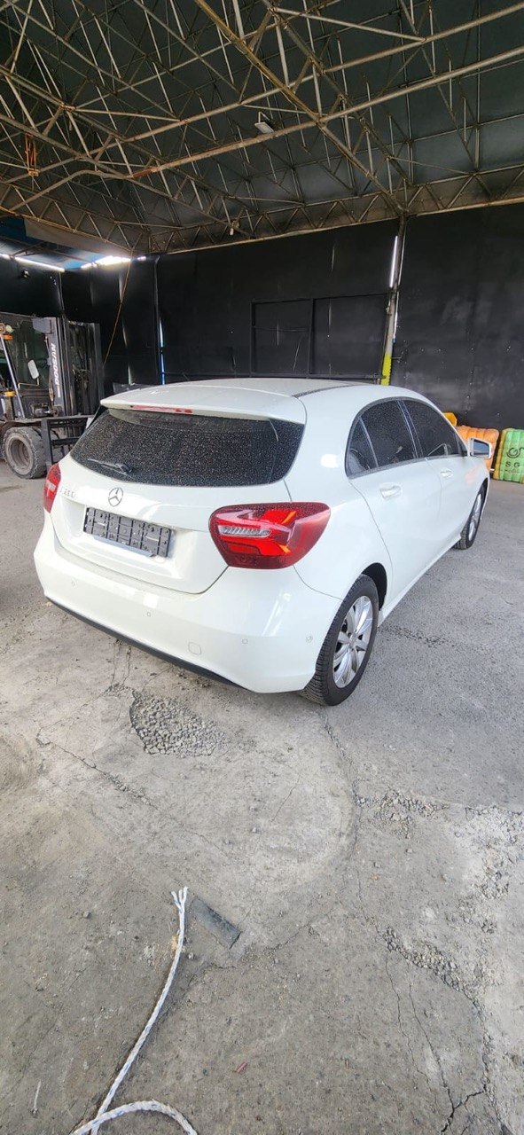 6 cars